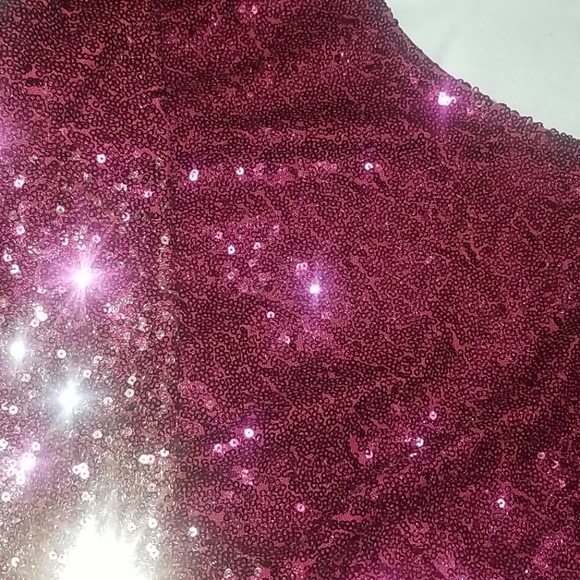 Dress - Picture 2 of 4